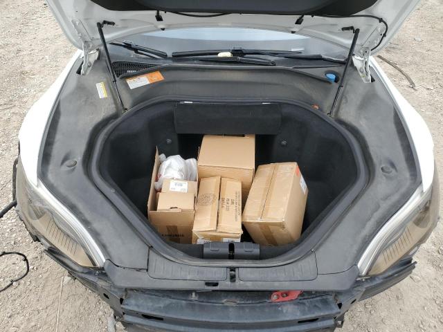 5YJSA1H18EFP42437 - 2014 TESLA MODEL S 白色 照片 11