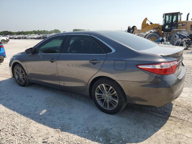 4T1BF1FK6GU545172 - 2016 TOYOTA CAMRY LE CHARCOAL photo 2