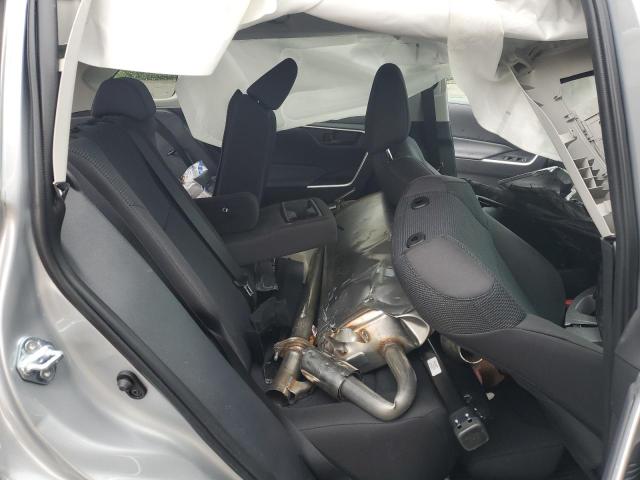 2T3G1RFV4SW550299 - 2025 TOYOTA RAV4 LE SILVER photo 11