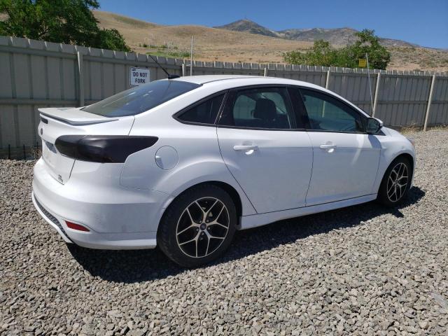 1FADP3FE7FL287934 - 2015 FORD FOCUS SE WHITE photo 3