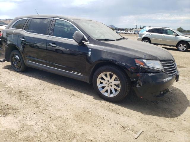 2LMHJ5NK2JBL01893 - 2018 LINCOLN MKT BLACK photo 4