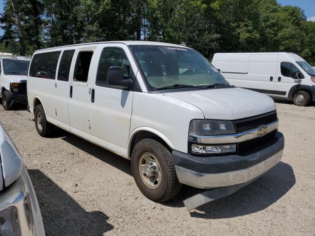 1GAZGPFF9H1151294 - 2017 CHEVROLET EXPRESS G3 LT WHITE photo 4