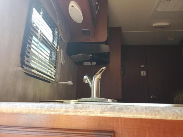 54CA11P22F1C12709 - 2015 WINNEBAGO MINNIE BLUE photo 5