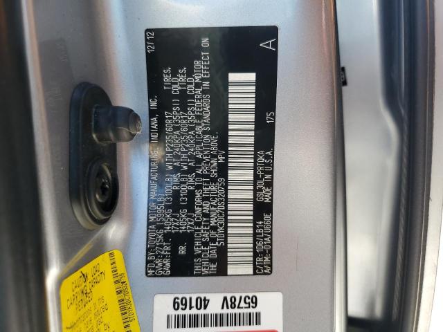 5TDYK3DC7DS320759 - 2013 TOYOTA SIENNA XLE SILVER photo 13