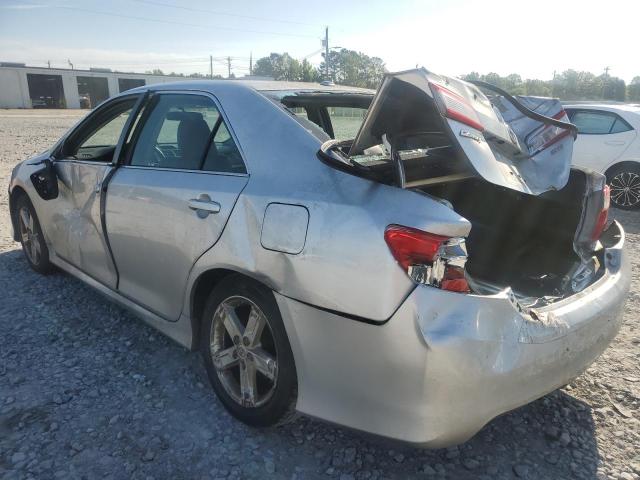 4T1BF1FK2EU855526 - 2014 TOYOTA CAMRY L SILVER photo 2