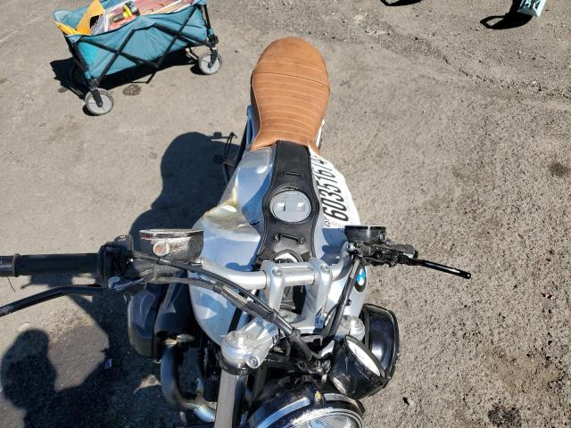 WB10J3306JZ794412 - 2018 BMW R NINE T SCRAMBLER SILVER photo 5