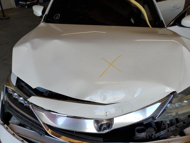 19UDE2F39GA014727 - 2016 ACURA ILX BASE WATCH PLUS WHITE photo 11