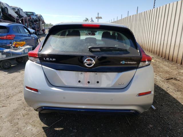 1N4AZ1CV9MC553151 - 2021 NISSAN LEAF SV SILVER photo 6