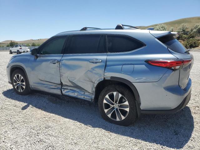 5TDHZRBHXMS145095 - 2021 TOYOTA HIGHLANDER XLE SILVER photo 2