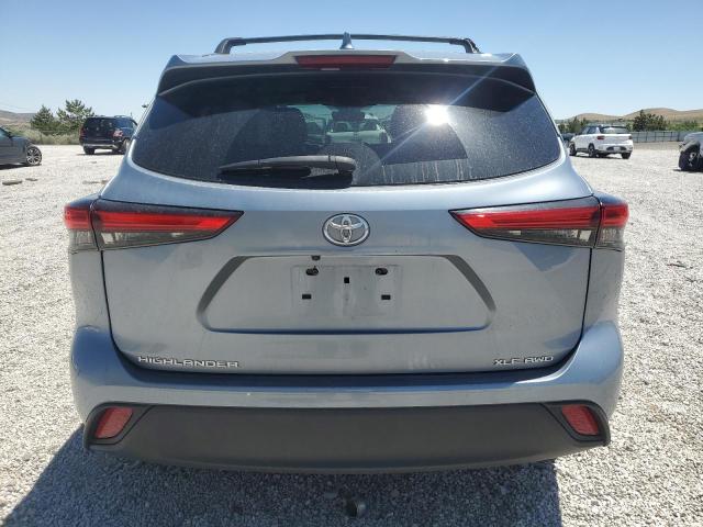 5TDHZRBHXMS145095 - 2021 TOYOTA HIGHLANDER XLE SILVER photo 6