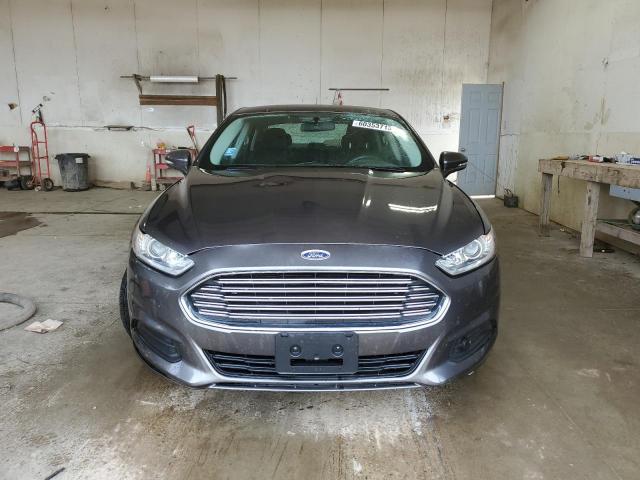 3FA6P0H70GR161505 - 2016 FORD FUSION SE GRAY photo 5