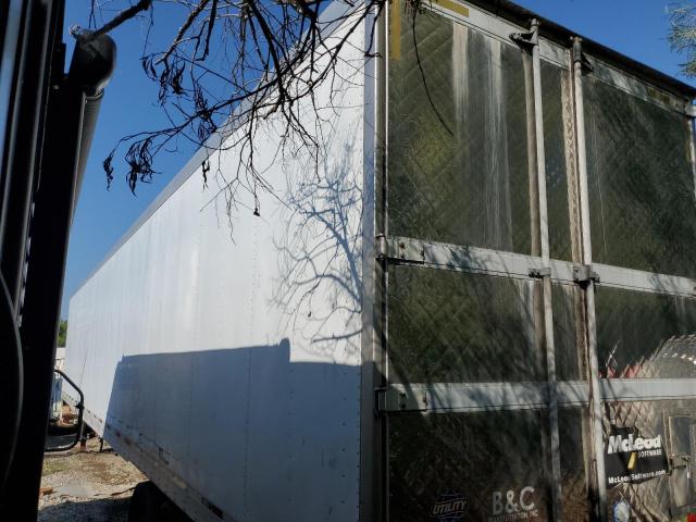 1UYVS25329U630205 - 2009 UTILITY UTILITY WHITE photo 3