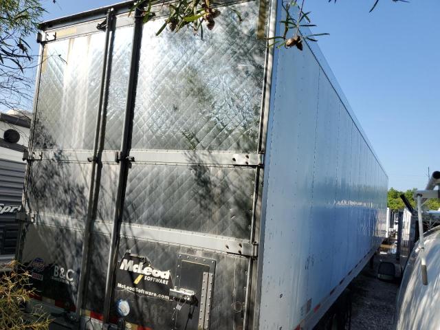 1UYVS25329U630205 - 2009 UTILITY UTILITY WHITE photo 4