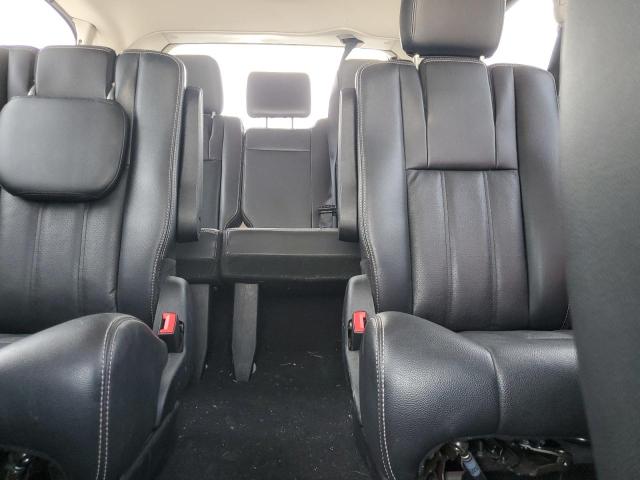 2C4RC1CG9CR393228 - 2012 CHRYSLER TOWN & COU TOURING L SILVER photo 10