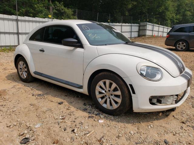 3VWFP7ATXEM602011 - 2014 VOLKSWAGEN BEETLE WHITE photo 4