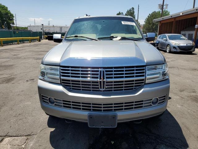 5LMFU27558LJ04739 - 2008 LINCOLN NAVIGATOR SILVER photo 5