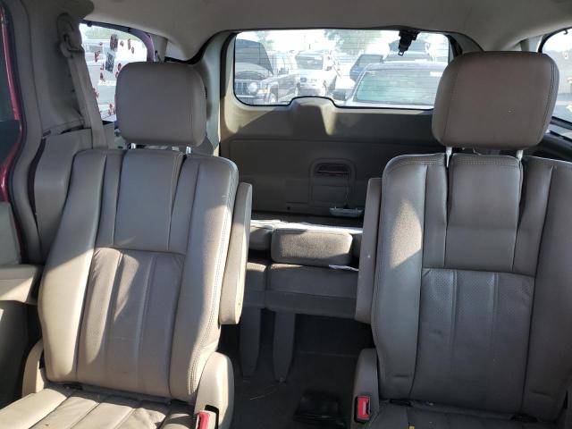 2A4RR8DG4BR746778 - 2011 CHRYSLER TOWN & COU TOURING L RED photo 10