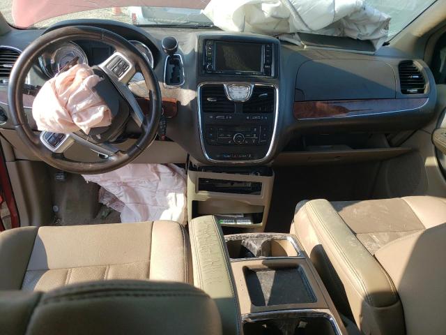 2A4RR8DG4BR746778 - 2011 CHRYSLER TOWN & COU TOURING L RED photo 8