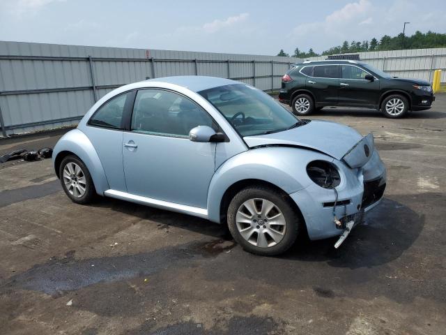 3VWPG3AG8AM012996 - 2010 VOLKSWAGEN NEW BEETLE BLUE photo 4