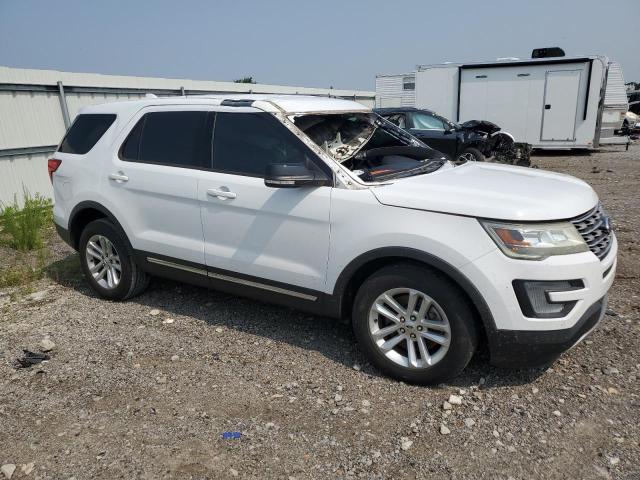 1FM5K7D81HGB43496 - 2017 FORD EXPLORER XLT WHITE photo 4