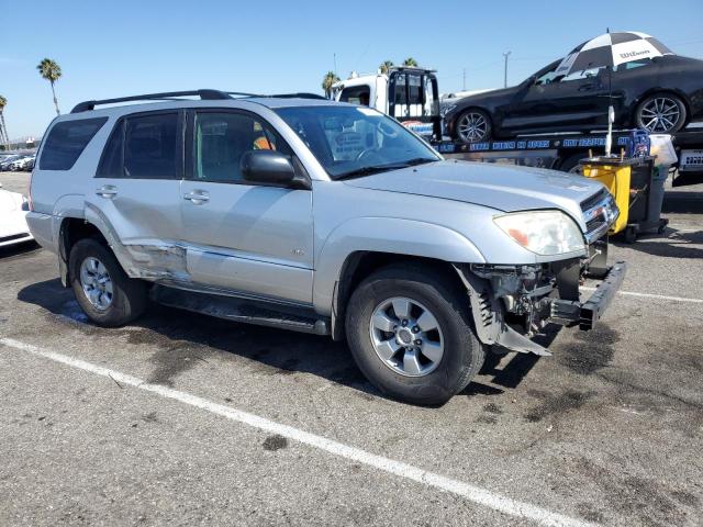 JTEZU14R458033727 - 2005 TOYOTA 4RUNNER SR5 SILVER photo 4