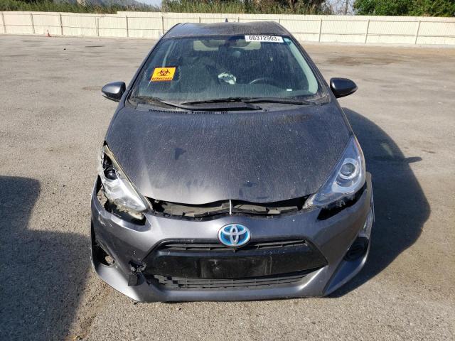 JTDKDTB32F1103347 - 2015 TOYOTA PRIUS C GRAY photo 5