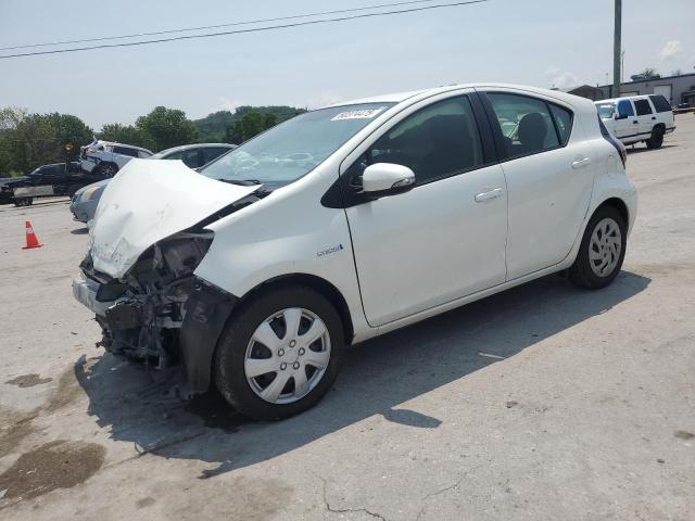 2016 TOYOTA PRIUS C, null