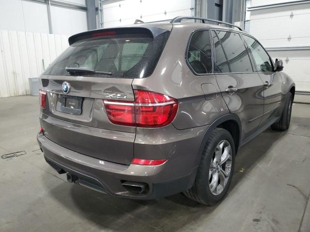 5UXZV8C59BLL67607 - 2011 BMW X5 XDRIVE50I BROWN photo 4