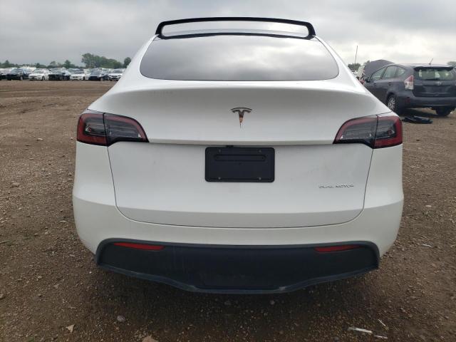 7SAYGDEE0RF170287 - 2024 TESLA MODEL Y WHITE photo 6