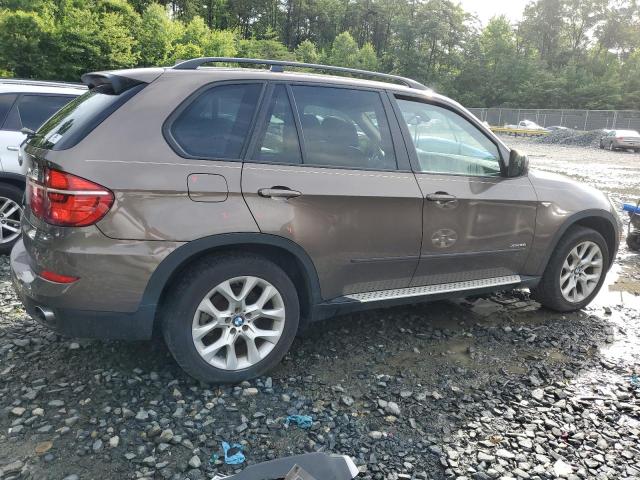 5UXZV4C52CL747494 - 2012 BMW X5 XDRIVE35I BROWN photo 3