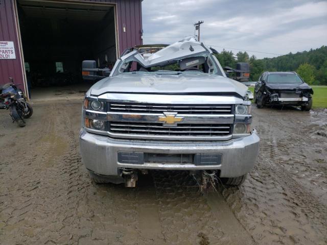 1GC0KYEG4HZ389411 - 2017 CHEVROLET SILVERADO K3500 SILVER photo 5