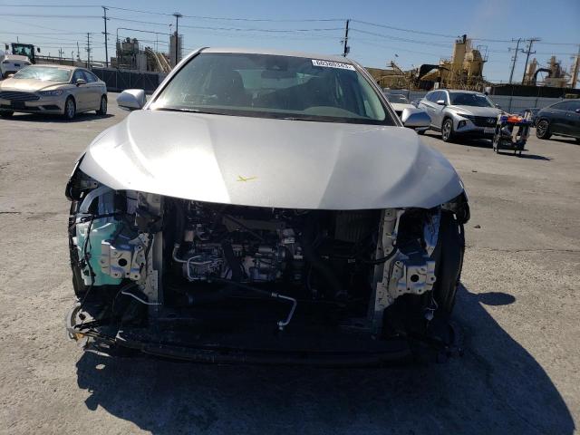 4T1G11AK8PU818060 - 2023 TOYOTA CAMRY SE NIGHT SHADE SILVER photo 5