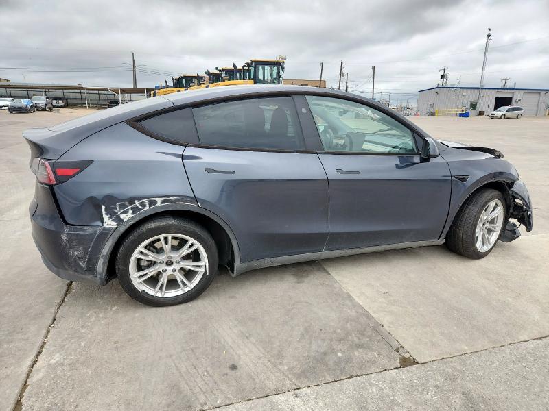 7SAYGDEE4RA281874 - 2024 TESLA MODEL Y Szary zdjęcie 3