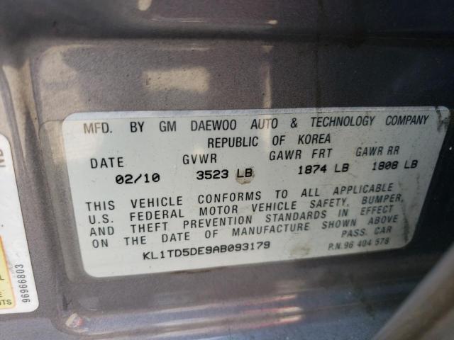 KL1TD5DE9AB093179 - 2010 CHEVROLET AVEO LS ნაცრისფერი ფოტო 12