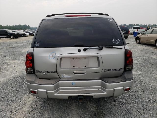 1GNDS13S242148554 - 2004 CHEVROLET TRAILBLAZE LS SILVER photo 6