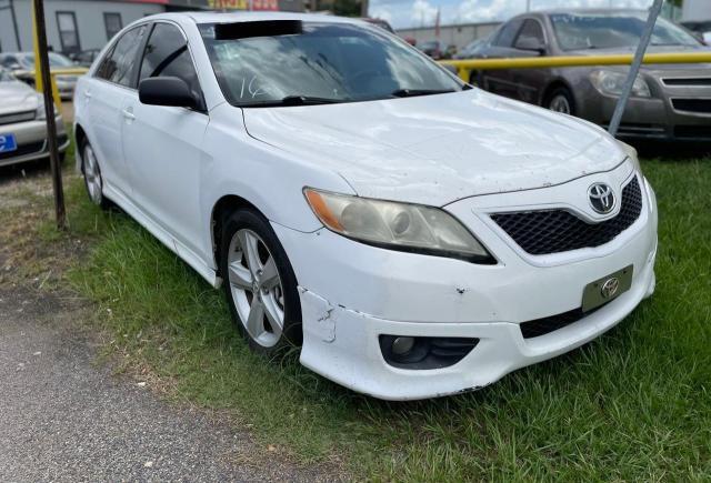 4T1BK3EK0BU613371 - 2011 TOYOTA CAMRY SE WHITE photo 1