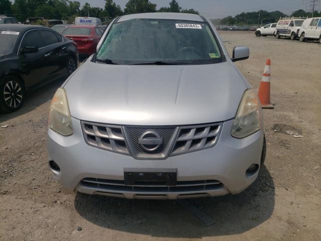 JN8AS5MT4DW551538 - 2013 NISSAN ROGUE S SILVER photo 5