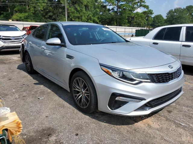 5XXGT4L32LG425712 - 2020 KIA OPTIMA LX SILVER photo 4