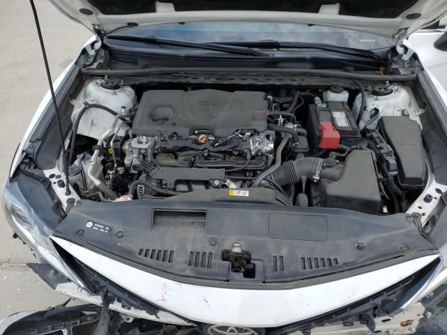 4T1R11AK5MU537712 - 2021 TOYOTA CAMRY LE WHITE photo 11