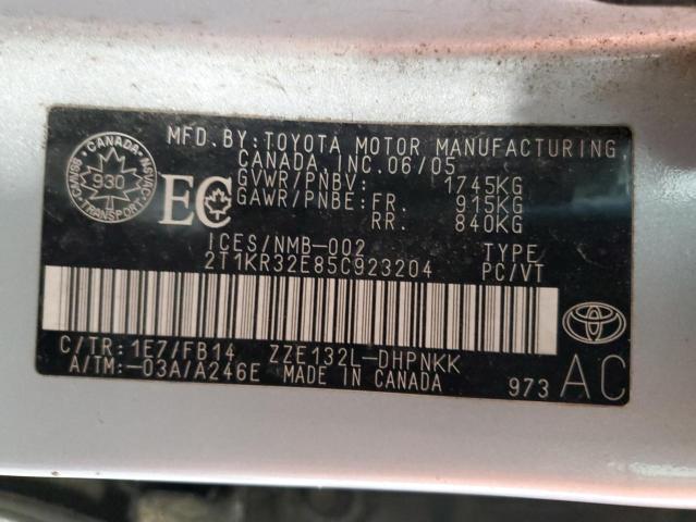 2T1KR32E85C923204 - 2005 TOYOTA COROLLA MA XR SILVER photo 13