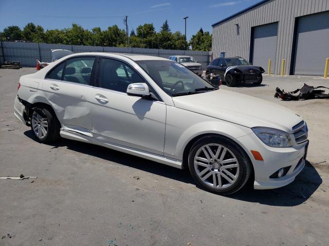 WDDGF54XX8F053000 - 2008 MERCEDES-BENZ C300 300 WHITE photo 4