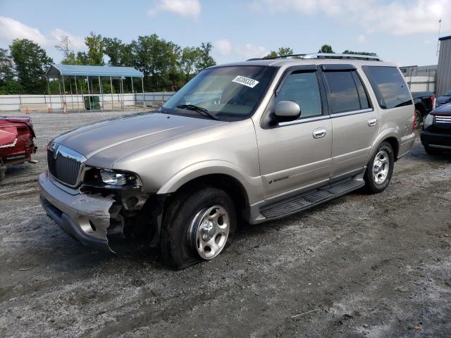 5LMFU28R62LJ18674 - 2002 LINCOLN NAVIGATOR 金色 照片 1