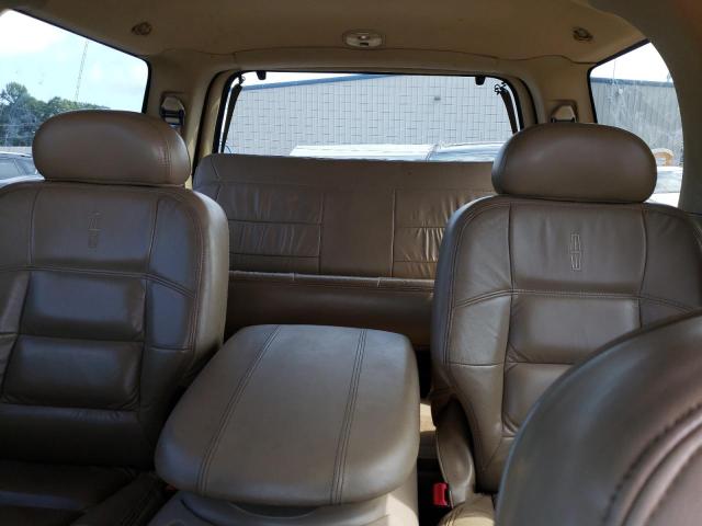 5LMFU28R62LJ18674 - 2002 LINCOLN NAVIGATOR 金色 照片 10