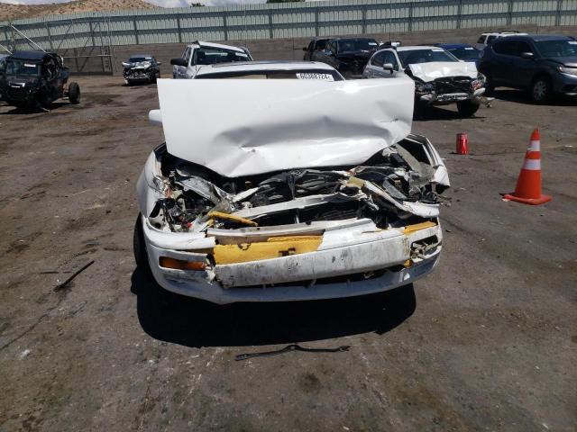 4T1GK13E7SU109956 - 1995 TOYOTA CAMRY XLE WHITE photo 5