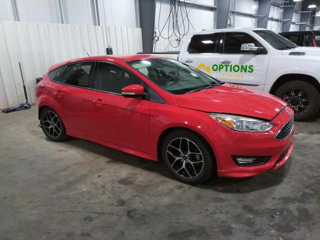 1FADP3K27FL341471 - 2015 FORD FOCUS SE RED photo 4