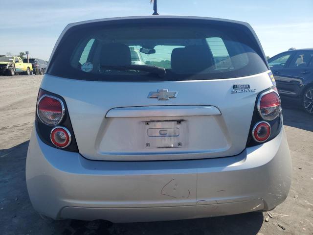 1G1JB6SHXD4121436 - 2013 CHEVROLET SONIC LS Gümüş foto 6