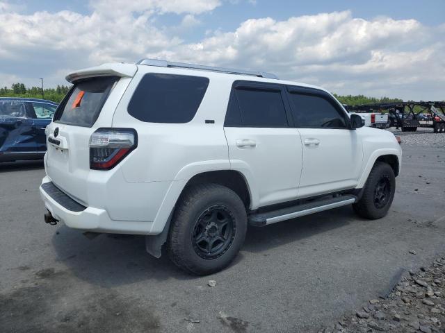 JTEBU5JR8F5225622 - 2015 TOYOTA 4RUNNER SR5/SR5 PREMIUM WHITE photo 3