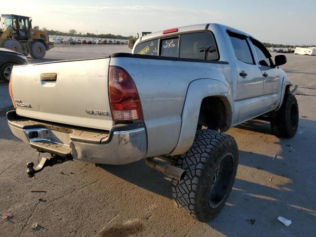 5TELU42N87Z348978 - 2007 TOYOTA TACOMA DOUBLE CAB ვერცხლისფერი ფოტო 4