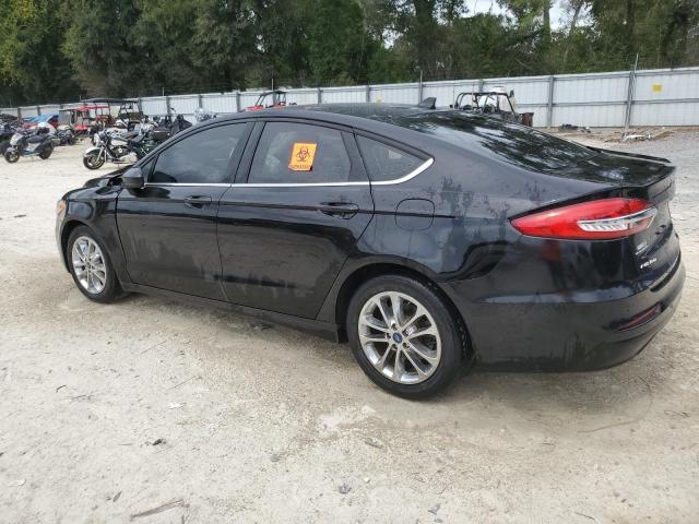3FA6P0HD5KR160655 - 2019 FORD FUSION SE BLACK photo 2