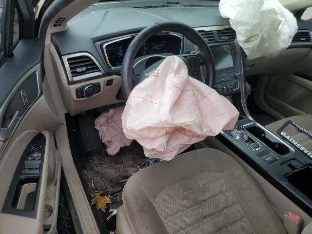 3FA6P0HD5KR160655 - 2019 FORD FUSION SE BLACK photo 8